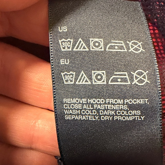 Tommy Hilfiger red windbreaker jacket size large - Picture 11 of 12